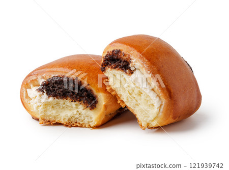 Delicious sweet rolls filled with cream and rich chocolate, perfect for breakfast or dessert 121939742