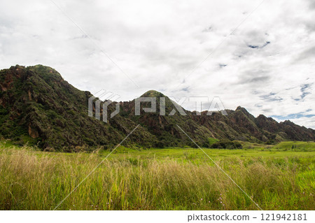 Synclinal Mountain Formation 121942181