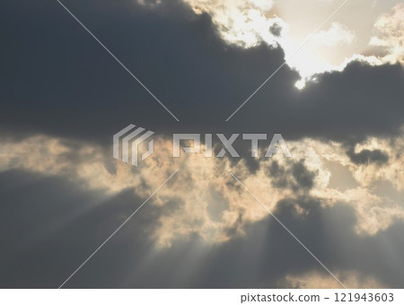 cloud spreading on twilight sunset sky in evening   121943603