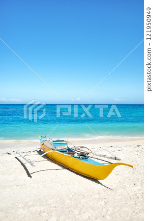 Bangka boat on a beach, Malapascua Island, Philippines. 121950949