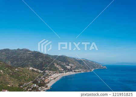 西西里島陶爾米納風景 121951825