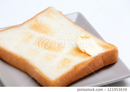 Margarine, bread, toast 121953639