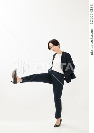 女商人踢 121954388