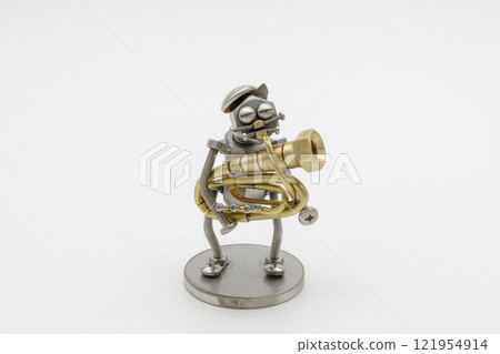 Cat figure playing the tuba - Metal figure 121954914