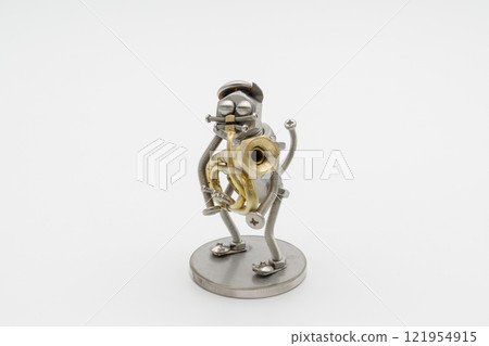Cat figure playing the tuba - Metal figure 121954915