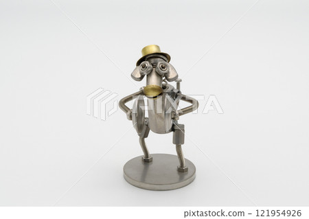 Dog figure playing cymbals/Metal figure 121954926