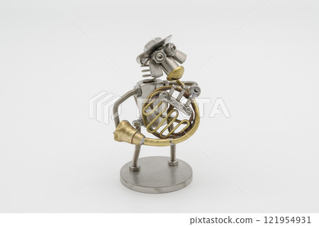 Horn-playing dog metal figure Horn-playing dog metal figure 121954931