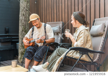 Couples who enjoy camping, glamping, vacation homes, and private lodgings together Couples who enjoy camping, glamping, vacation homes, and private lodgings together 121955916