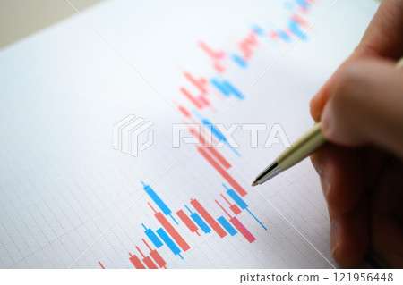 Data source Data source 121956448