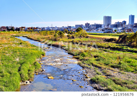 鶴卷橋/淺川下游/八王子站景觀（東京都八王子市） [2024.11] 121956676