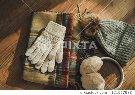 冬季配件靜物 121957988