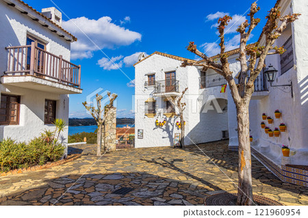 Mediterranean Village (January, clear skies, Shima) 121960954