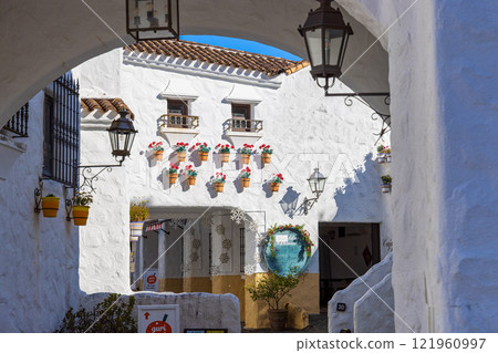 地中海村莊（一月，晴朗的志摩） 121960997