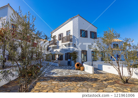 Mediterranean Village (January, clear skies, Shima) 121961006