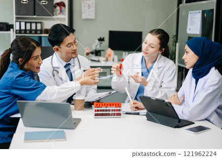 Hospital Ward. Doctor Talks With Professional Head Hospital Ward. Doctor Talks With Professional Head 121962224