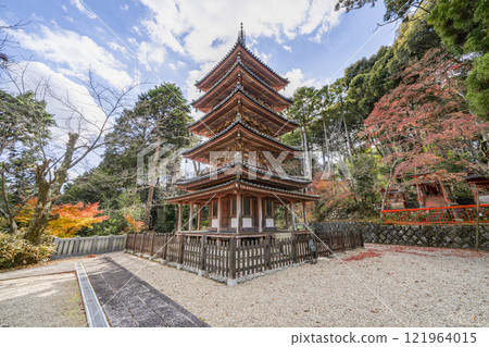 Kaijusenji Temple (Kyoto Prefecture) National Treasure Five-Story Pagoda Kaijusenji Temple (Kyoto Prefecture) National Treasure Five-Story Pagoda 121964015