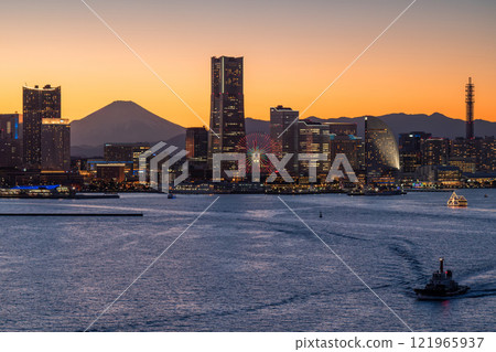 “神奈川縣”橫濱Minatomirai·暮光之城夜景 121965937