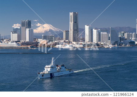[神奈川縣] 俯瞰富士山的橫濱港未來風景 121966124