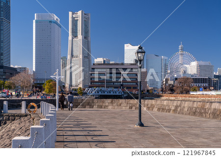 Kanagawa Prefecture: Yokohama cityscape - Zo-no-hana breakwater 121967845