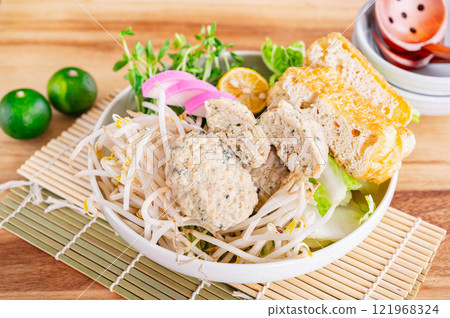 雞豆奶火鍋的用料 121968324