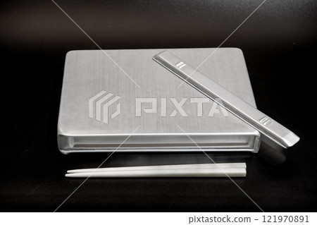 Aluminum lunch box 121970891