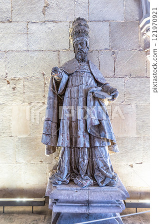 Chapter house at the monastery of Alcobaca, Mosteiro de Santa Maria de Alcobaca at Alcobaca, Portugal 121970921