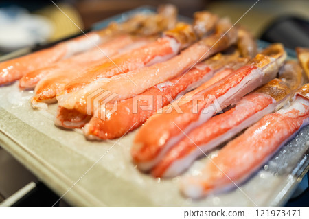 (Japanese New Year, New Year's cuisine) Osechi cuisine and ozoni wrapped in a beautiful paulownia box and furoshiki (Japanese New Year, New Year's cuisine) Osechi cuisine and ozoni wrapped in a beautiful paulownia box and furoshiki 121973471