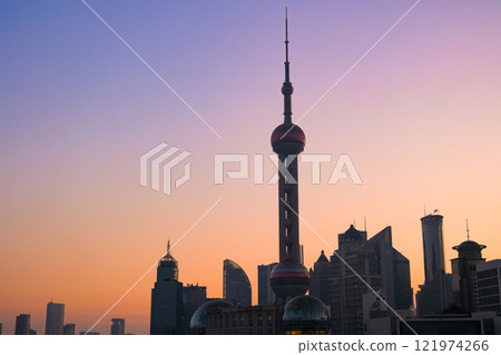 Early morning skyscrapers seen from the Bund, Shanghai, China 121974266