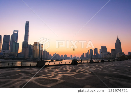 The Bund at sunrise in Shanghai, China The Bund at sunrise in Shanghai, China 121974751