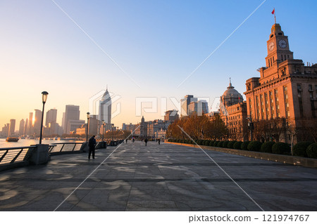 黎明時分中國上海外灘的風景 黎明時分中國上海外灘的風景 121974767