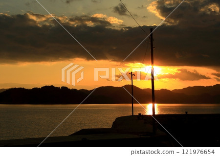 黃昏的瀨戶內海 黃昏的瀨戶內海 121976654