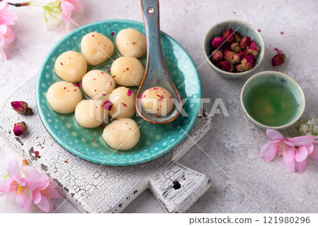 Tang yuan rice dumpling balls for Chinese lunar New year celebration Tang yuan rice dumpling balls for Chinese lunar New year celebration 121980296