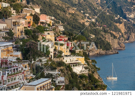 Positano, Amalfi Coast, Campania, Italy 121981971