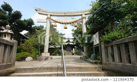 Dairokuten Shrine, located in Chigasaki City, Kanagawa Prefecture 121984370