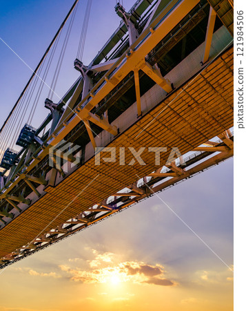 The Great Seto Bridge seen from directly below in the evening at Tatsunoura Park in Okayama Prefecture 121984506