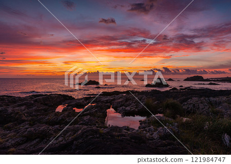Morning glow, Island where God resides, Yakushima, an offshore Alps (Autumn) 121984747
