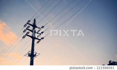 Power transmission tower and the twilight sky Power transmission tower and the twilight sky 121986091