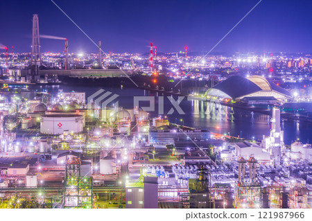 Mie Prefecture Yokkaichi Port Building Factory Night View 121987966