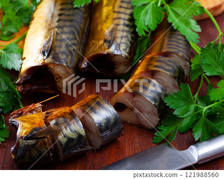 Smoked mackerel slices with greens Smoked mackerel slices with greens 121988560