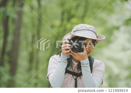 Photo Trekking 121989914