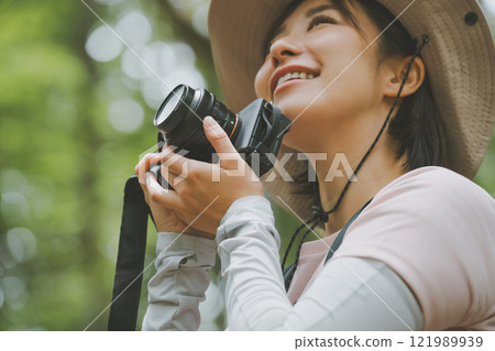 Photo Trekking 121989939