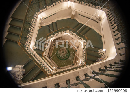 Spiral staircase in a Western-style building Spiral staircase Spiral staircase in a Western-style building Spiral staircase 121990608
