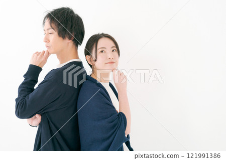 Couple thinking Couple thinking 121991386