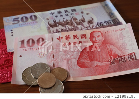 Taiwanese banknotes and coins Taiwanese banknotes and coins 121992193