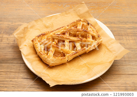 Hand made apple pie Hand made apple pie 121993003