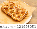手工製作的蘋果派 121993051