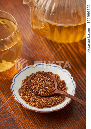 香氣撲鼻的蕎麥茶-日本傳統保健茶 香氣撲鼻的蕎麥茶-日本傳統保健茶 121996201