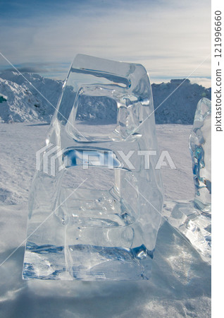 Ice hotel 121996660