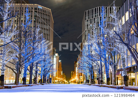 Winter illuminations at Kita 3-jo Square (Akapla) in Sapporo, Hokkaido Winter illuminations at Kita 3-jo Square (Akapla) in Sapporo, Hokkaido 121998464