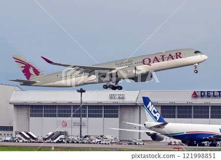 Qatar Airways A350-900 plane hill takeoff climb Qatar Airways A350-900 plane hill takeoff climb 121998851